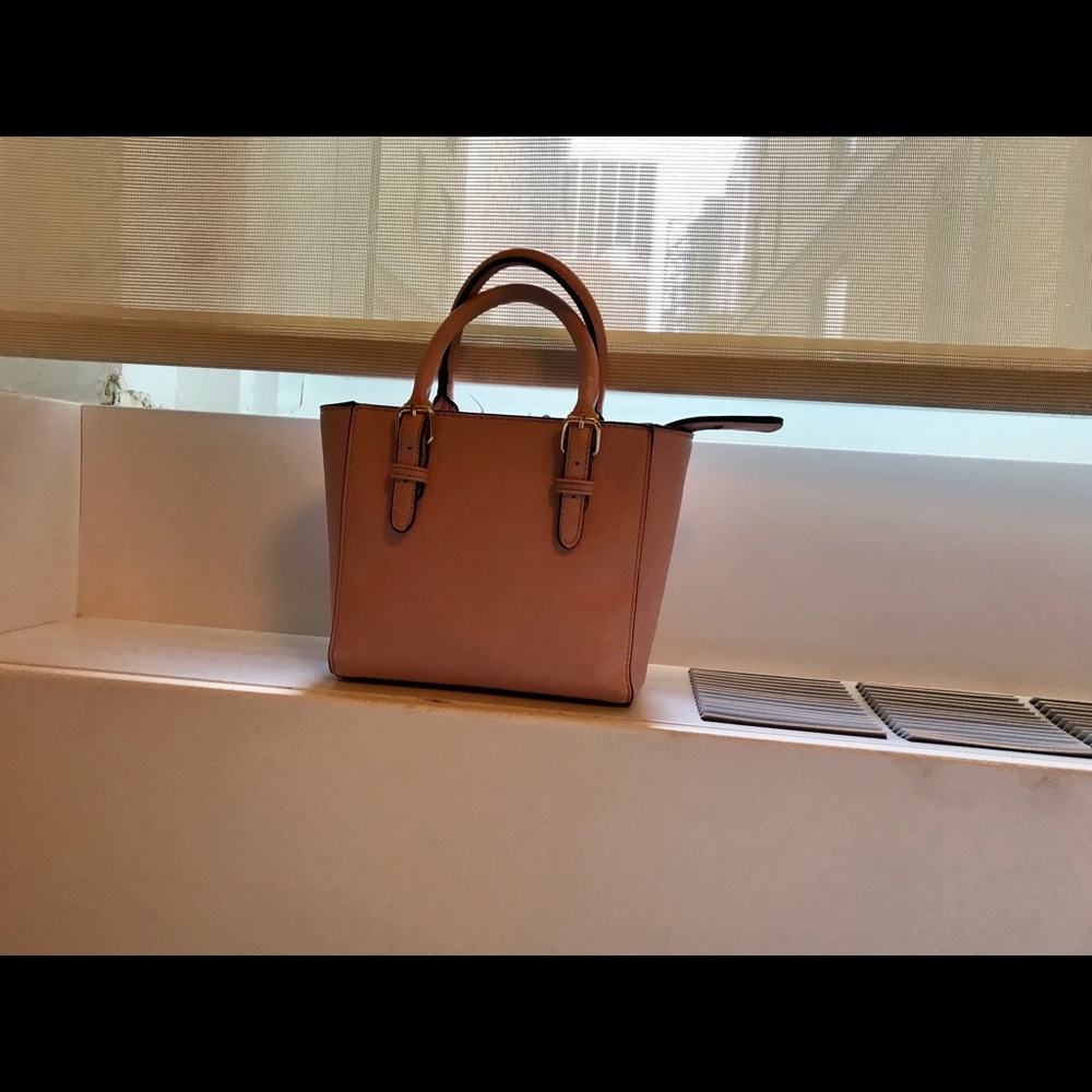 A pink purse.